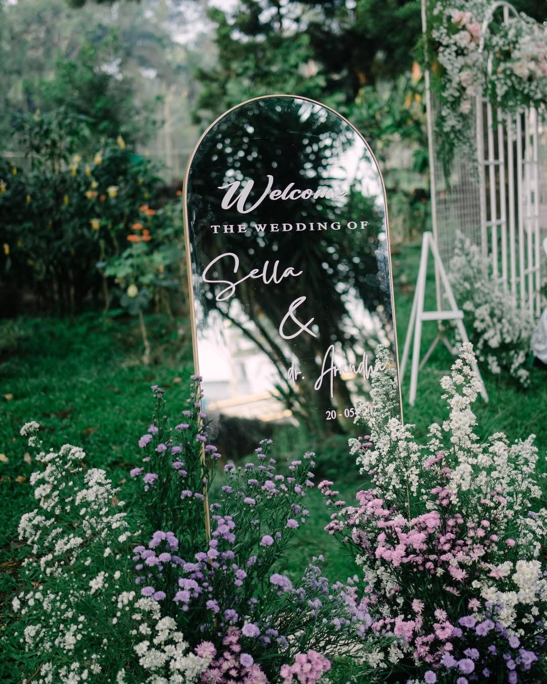 THE ROYAL ROMANCE visual 3